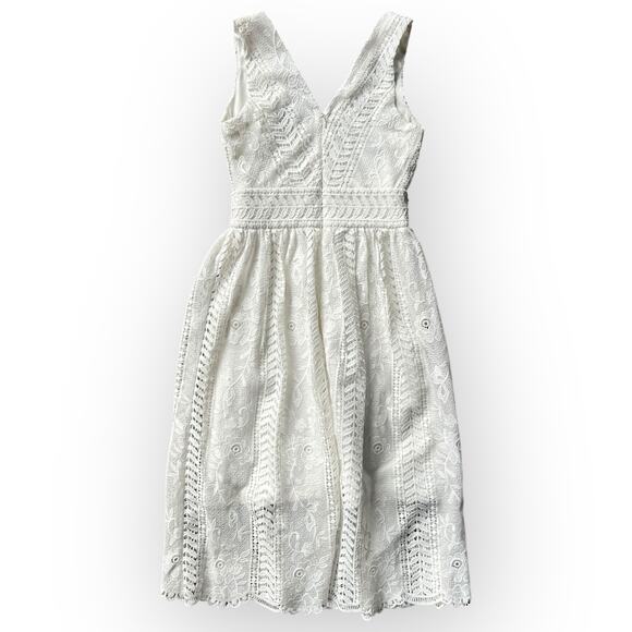 Lulus Women's Charmed Ivory Lace Sleeveless A-Line Midi Dress Size XS - Picture 2 of 16